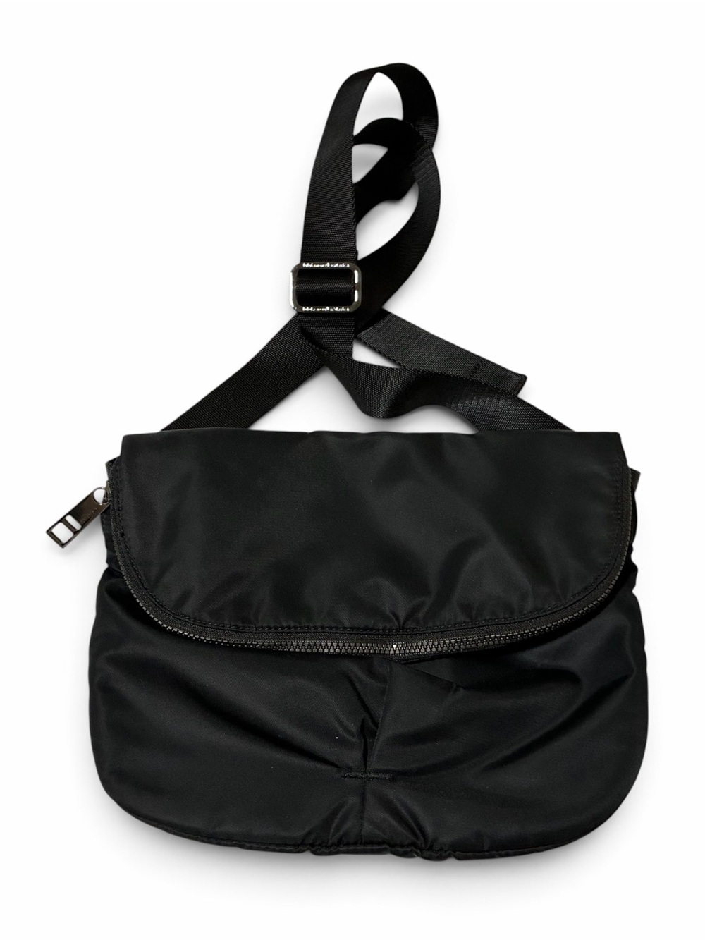 Lululemon Black Nylon Crossbody Bag Speckled Interior Flap Zip Messenger Purse